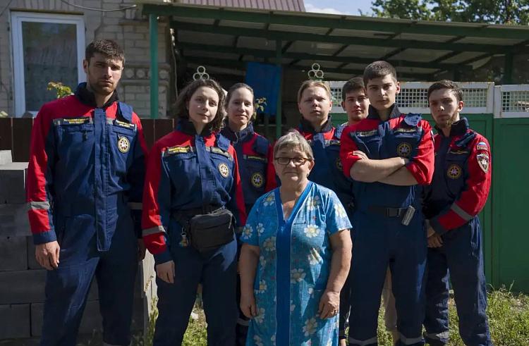 Приморские студенты-спасатели помогают семьям в Донецкой Народной Республике