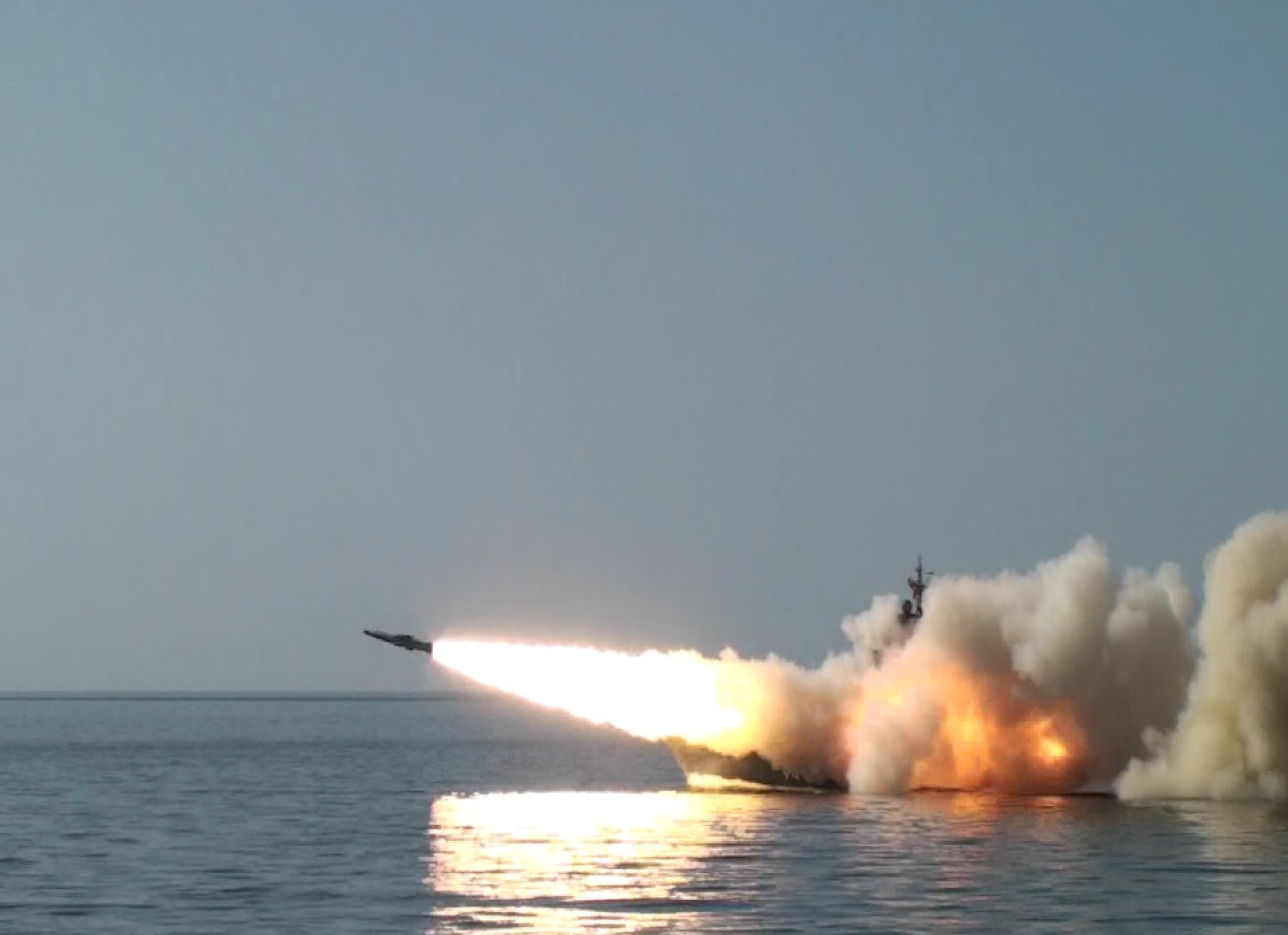 ВС РФ поразили два корабля с грузами для ВСУ в Черном море