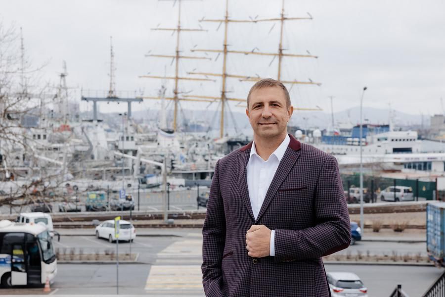 Дмитрий Кравченко: «В центре всего должен стоять ЧЕЛОВЕК ТРУДА»