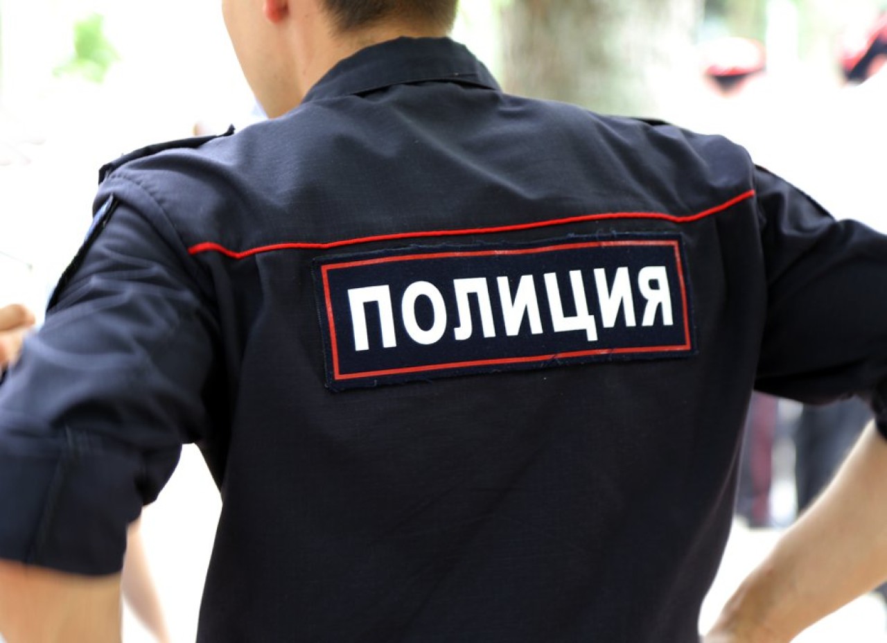 Во Владивостоке полиция пресекла деятельность пяти нелегальных уличных торговцев