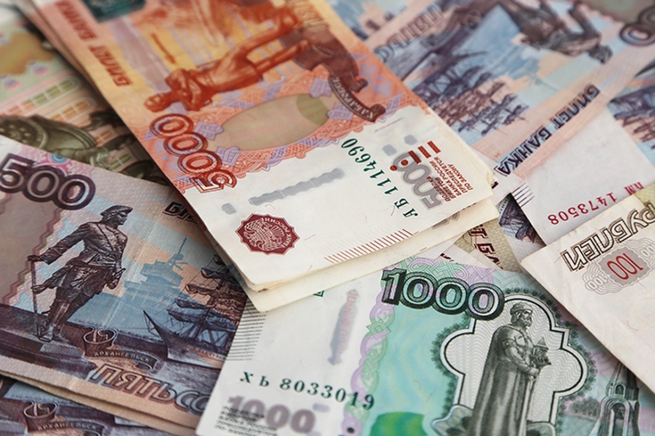 Пластиковые банкноты могут ввести в России