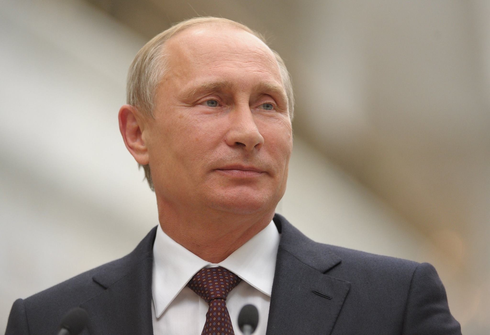 "Вы на переднем крае": о чем Путин поговорил с моряками "Варяга"