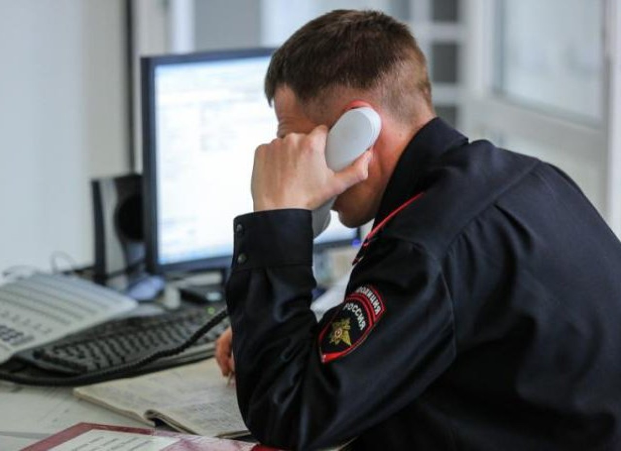 Полицейские нашли похищенный КамАЗ в Уссурийске