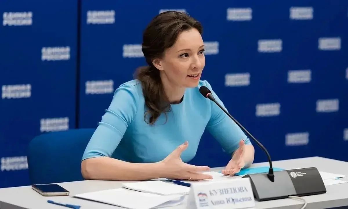 «Нам не всё равно, как воспитывать детей»: Анна Кузнецова — о защите традиционных ценностей