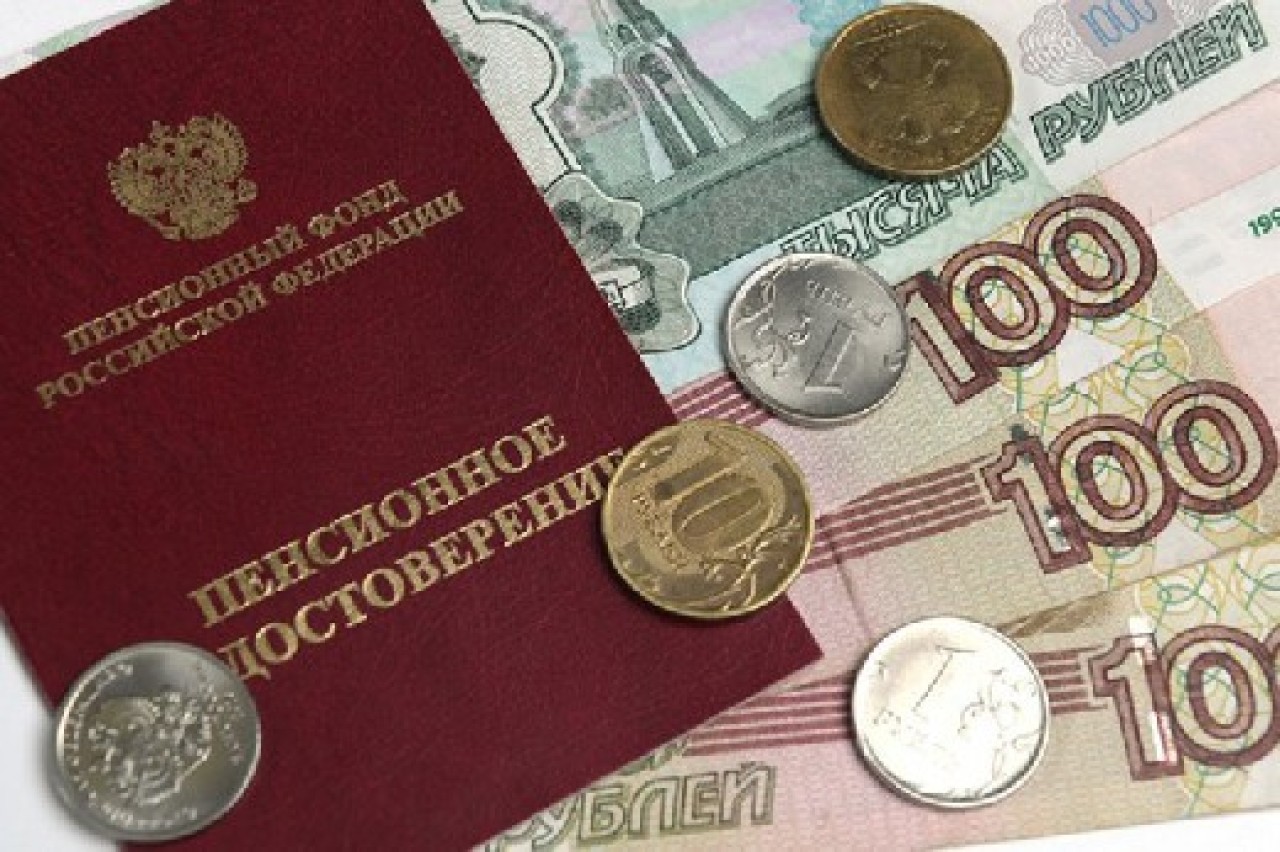 Средняя социальная пенсия в России выросла до 16,6 тысячи рублей