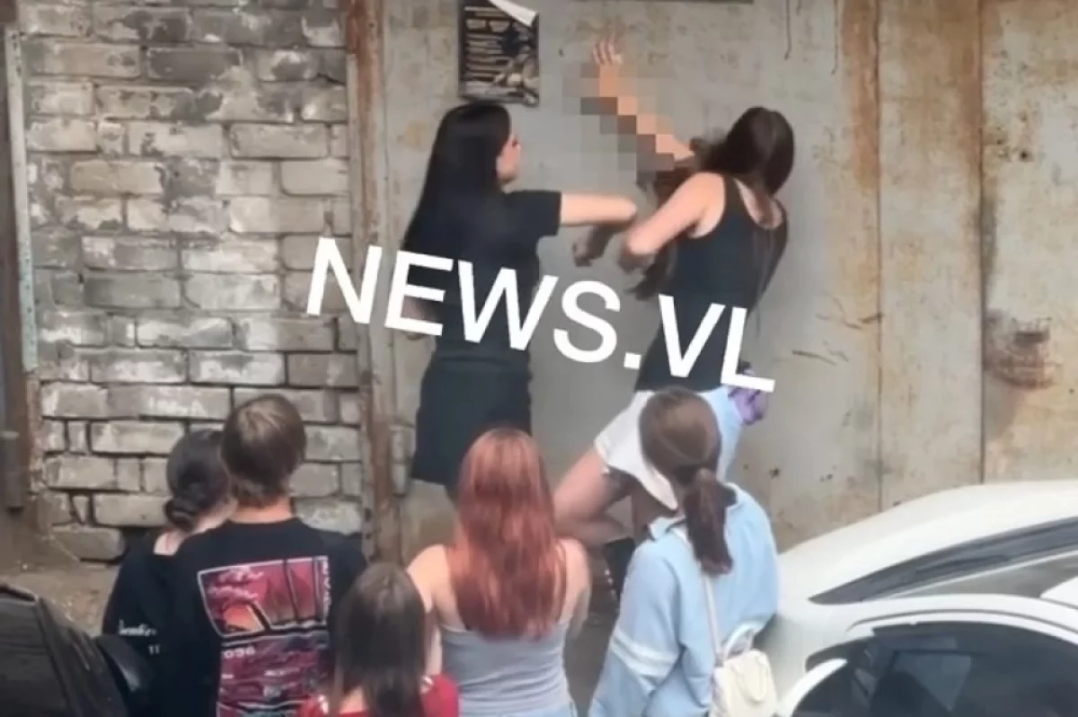 По видео с избиением девочки во Владивостоке полиция начала проверку