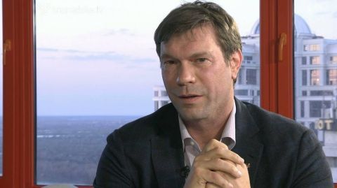 Олег Царёв: Россия наращивает свой флот танкеров-газовозов, обслуживающих находящийся под санкциями проект Арктик СПГ-2