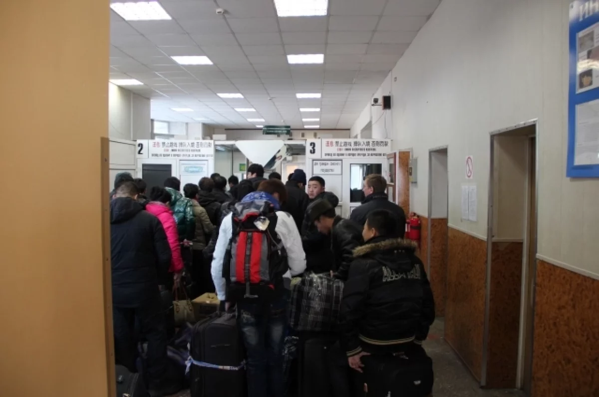 Китай вводит новый контроль габаритов багажа на пограничном переходе