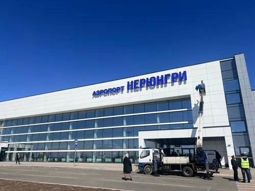 Сегодня самолеты, выполнявшие рейсы в Якутск из Владивостока, Новосибирска, Иркутска и Москвы, по совершили вынужденные посадки в аэропорту Нерюнгри (Чульман) в Республике Саха (Якутия) - по причине неблагоприятных погодных...