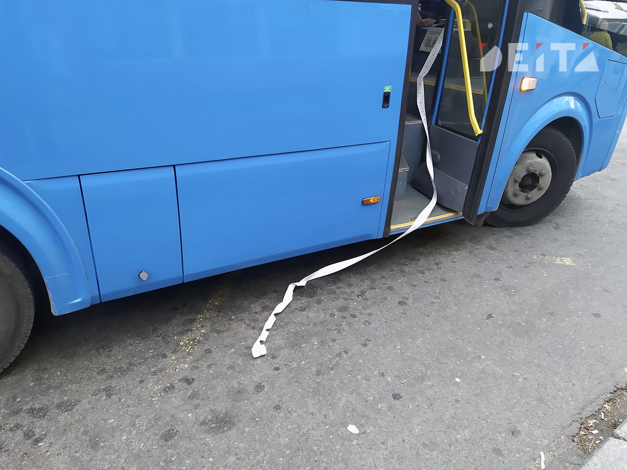 Нервный водитель на неисправном автобусе возил пассажиров по Владивостоку — DEITA.ru