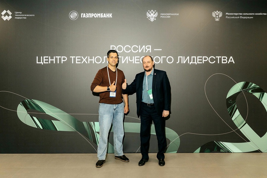 Команда Байкальского центра ИИ как участник очного этапа программы технологического лидерства «От идеи к продукту» нашла потенциальных партнеров — МВД по Приморскому краю