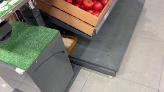 Во многих магазинах Владивостока закончилась вода в больших емкостях….