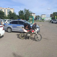 Массовый заезд несовершеннолетних на питбайках пресекли в Уссурийске, мототехнику изъяли — VL.ru