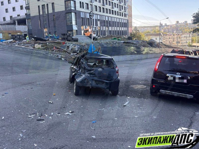 Массовое ДТП на Шепеткова, 14 во Владивостоке.