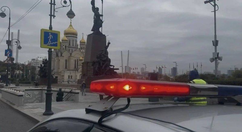 Госавтоинспекция Владивостока призывает участников дорожного движения соблюдать осторожность в условиях непогоды