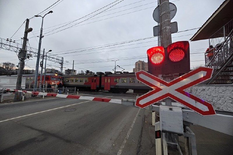 Железнодорожный переезд под Владивостоком перекроют в ночь на 13 октября — КП - Владивосток