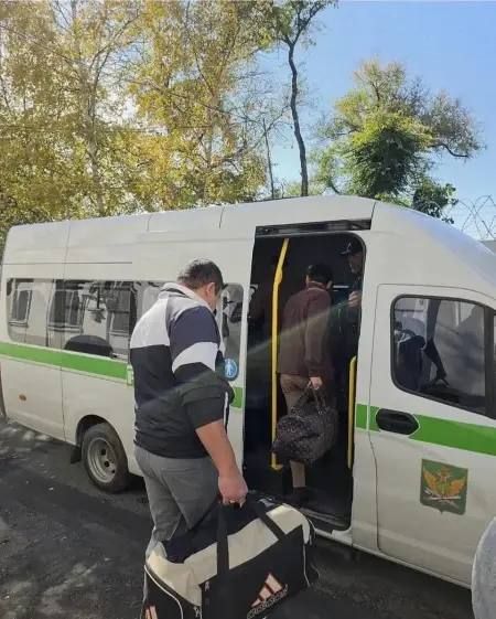 Из Приморского края выдворены 36 иностранцев, нарушивших российское законодательство — Полиция Приморья
