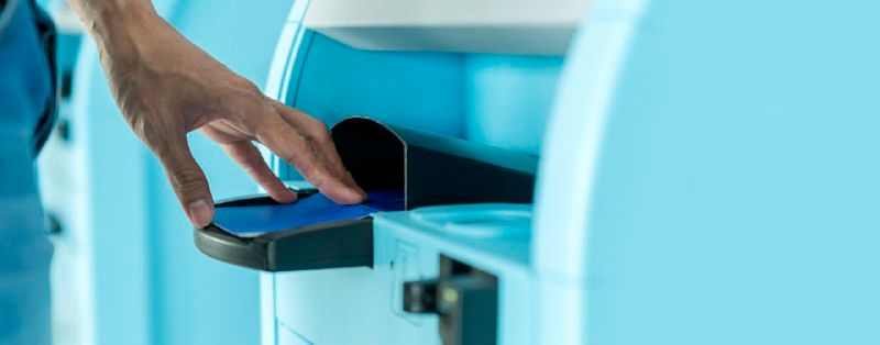 С октября банкоматы начинают работать по-новому. Что изменится? — Дальневосточные Ведомости