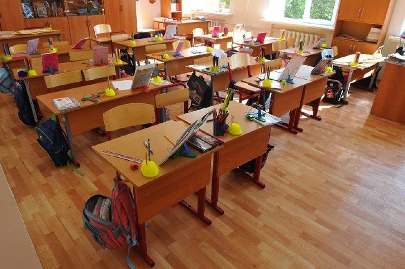 Из-за циклона в школах Владивостока ввели режим свободного посещения 13 октября — КП - Владивосток