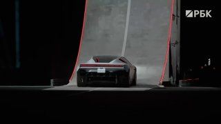 ◻◻◻ Компания Tesla представила новую версию электрического спорткара Roadster, оснащенную двигателями от SpaceX.