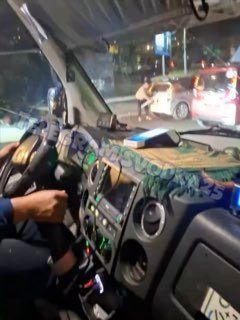 Во Владивостоке на Луговой только что таксист на «Акве» снес человека на проезжей части