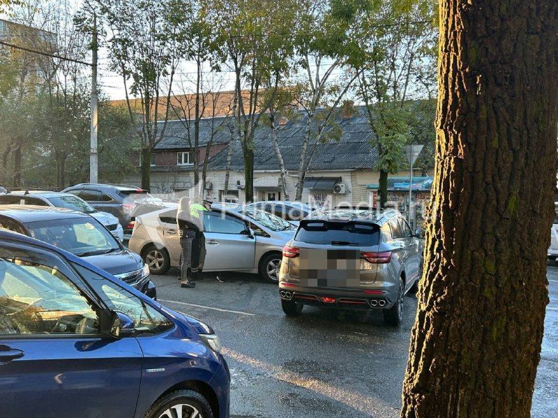 ДТП произошло в районе улицы Русской во Владивостоке — PrimaMedia.Приморье
