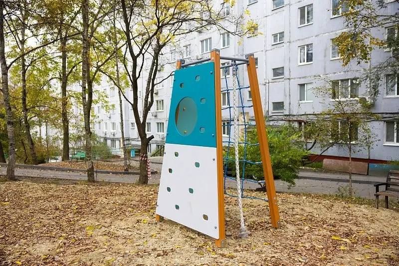 Проект «Уютный двор» реализовал ТОС «Никифорова, 57» во Владивостоке. — Администрация Владивостока