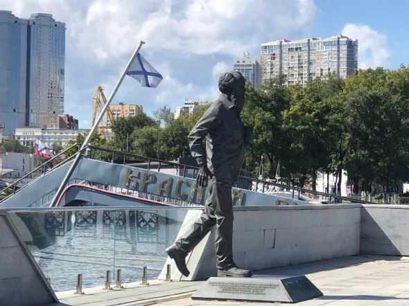 Во Владивостоке демонтировали памятник Солженицыну — РБК Восток