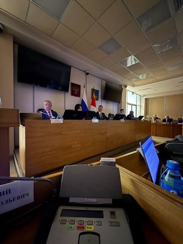 Электричество в здании правительства восстановят примерно в 14. — PrimaMedia.Приморье