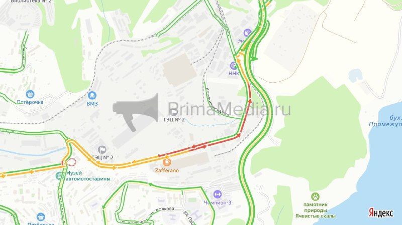 Улицу Фадеева во Владивостоке сковала пробка — PrimaMedia.Приморье