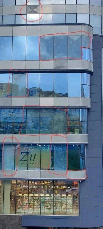 Миллион рублей обещают за помощь в поимке вандалов, разбивающих окна ТЦ «Море» во Владивостоке — ВОСТОК-МЕДИА | Владивосток и ДФО