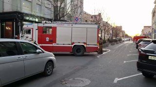 Огнеборцы МЧС России ликвидируют возгорание в кафе во Владивостоке — Вести Приморье