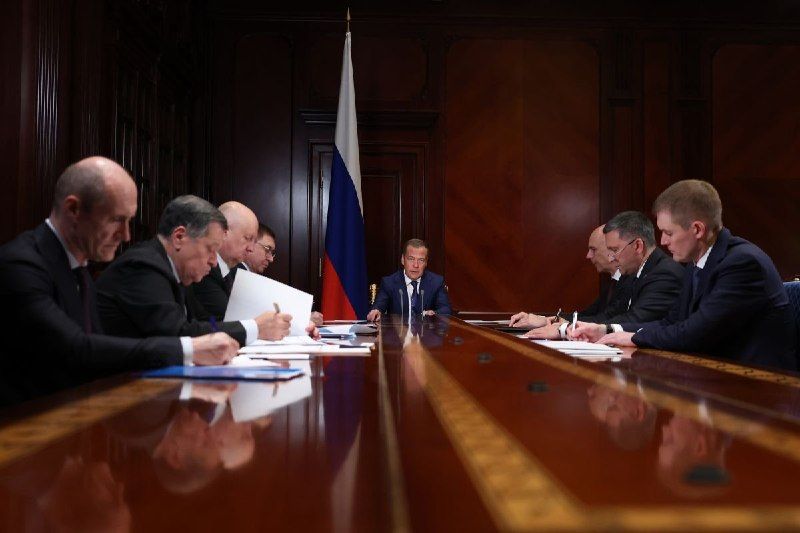 Дмитрий Медведев: "Единая Россия" поддержит проект федерального бюджета в первом чтении — PrimaMedia.Приморье