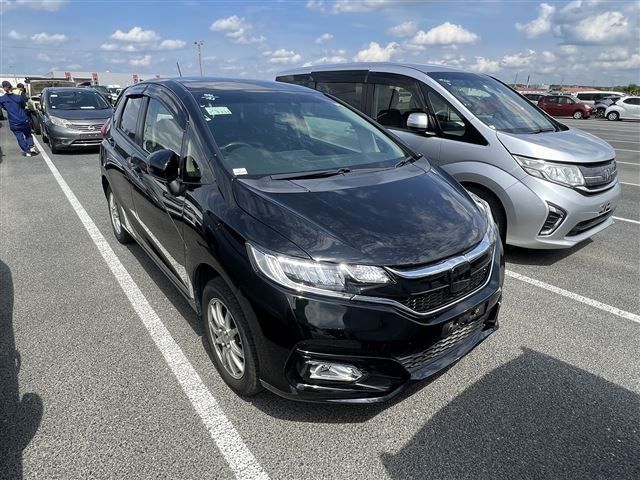 Honda Fit возглавила рейтинг самых популярных подержанных машин в ДФО