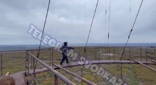Подростки забрались на 260-метровую вышку ради видео в Приморье
