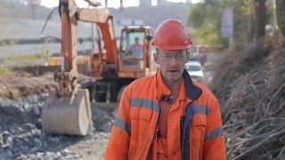 Знакомим с теми, без кого жизнь в городе стала бы крайне некомфортной. — Администрация Владивостока